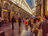 intérieur des Galeries Royales Saint-Hubert avec des touristes- Jean-Paul Remy - 2023