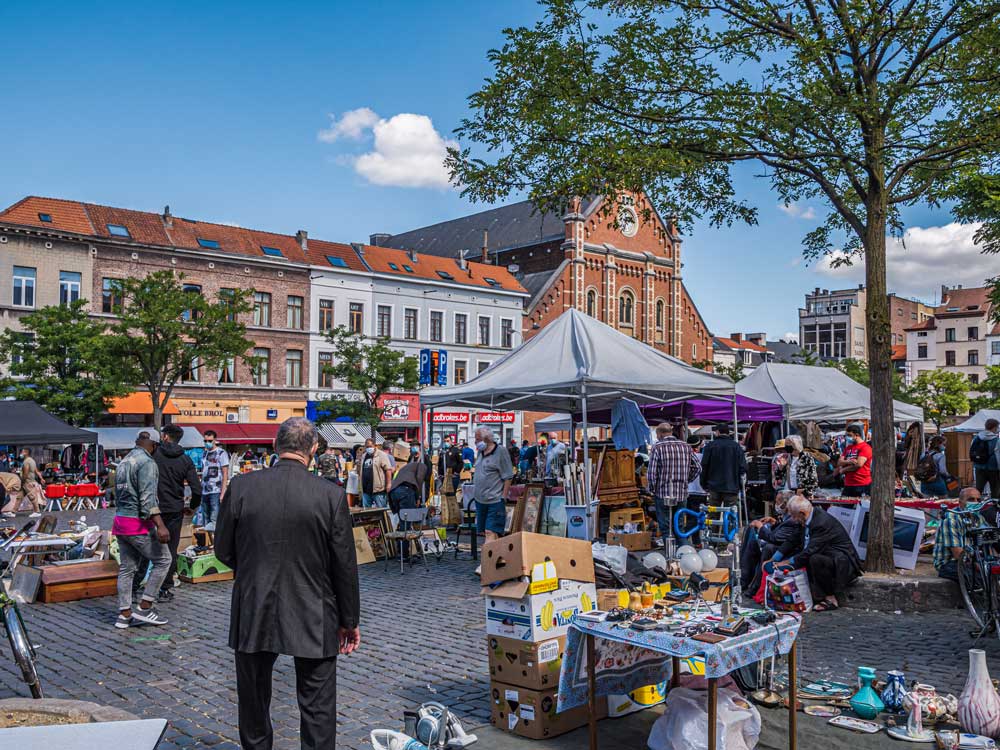 Jeu de Balle flea market in the Marolles, Brussels