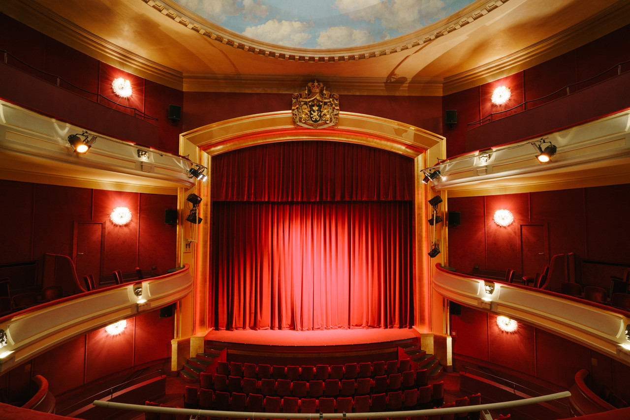 Théâtre royal bruxelles rideau rouge 