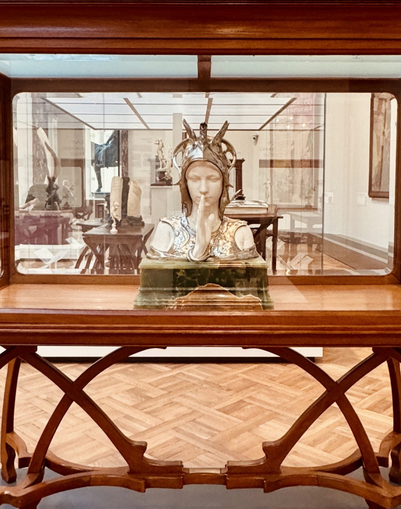 Arts décoratifs du XIXe siècle – Art nouveau et Art déco belges