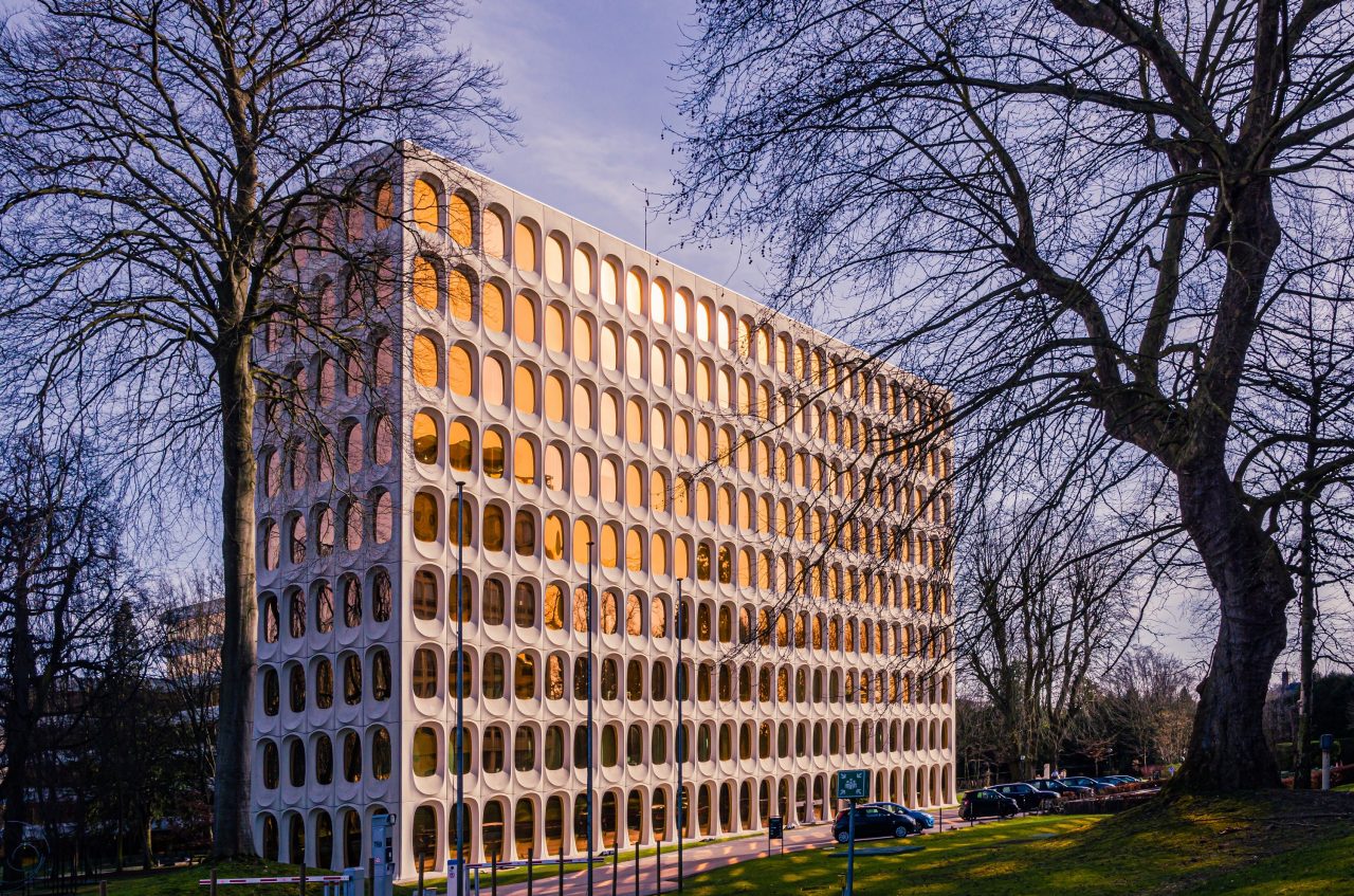 Ancien siège social du CBR - architecture brutaliste